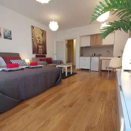 בלגרד Apartments Delta A Blok - Savada מראה חיצוני תמונה