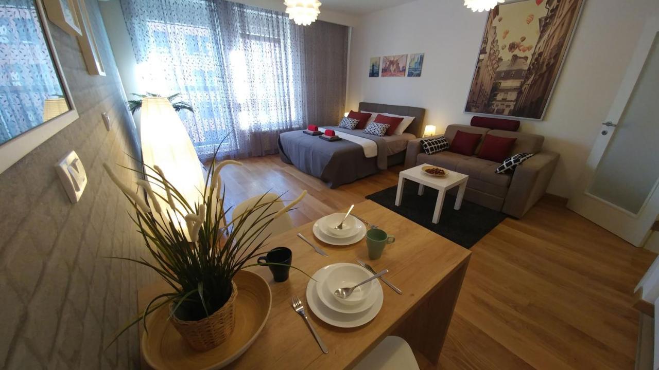 בלגרד Apartments Delta A Blok - Savada מראה חיצוני תמונה